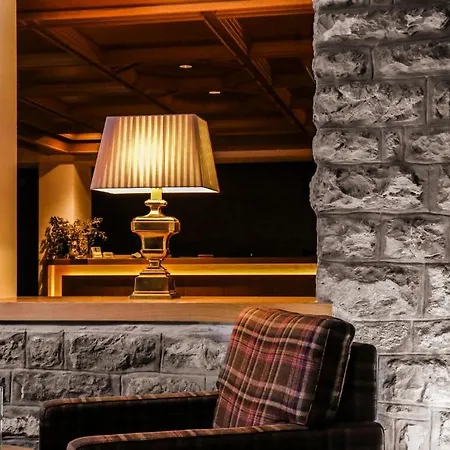 Floralpina Hotel 4*